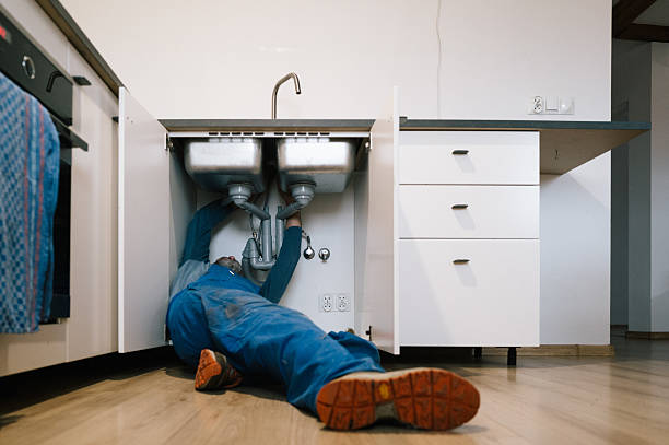Professional Emergency Plumber technician working in Sparrows Point, MD